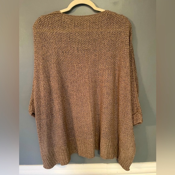 Medium Loose fit Sweater - Picture 4 of 5